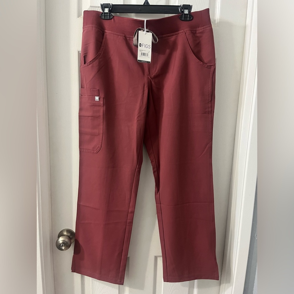 Figs Kade Cargo scrub pants